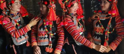Activités touristiques au Vietnam: Festivals et coutumes des minorités