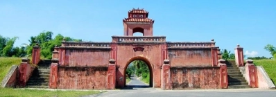 Ancienne citadelle de Dien Khanh agence de voyage au vietnam
