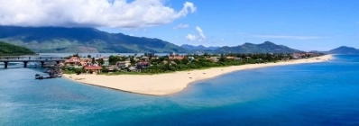 Baie Lang Co Hue Vietnam agence de voyage au vietnam