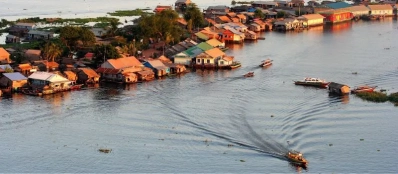 Circuit Découverte Tonlé Sap avec notre agence de voyage au Cambodge