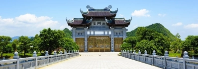 Complexe de temples bouddhistes Bai Dinh agence de voyage au vietnam