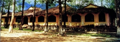 Fête de la maison communale de Phu Le agence de voyage 