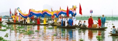 Fête de Truong Yen ninh binh agence de voyage au vietnam