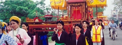 Fête du temple Do agence de voyage locale francophone au Vietnam 