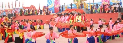 Fête du temple Hung phu tho agence de voyage au vietnam