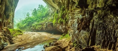 Guide francophone Phong nha Ke bang Quang binh