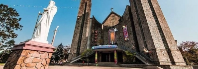 La Cathédrale Phu Cam agence de voyage au vietnam