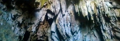 Grotte Phuong Hoang et ruisseau Mo Ga agence de voyage au vietnam