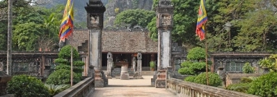 Les temples de Dinh et de Lê à Hoa Lu agence de voyage au vietnam