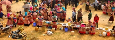 Marché ethnique de Bac Ha agence de voyage locale au vietnam