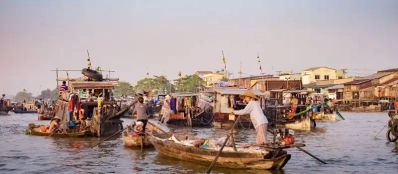 Marché flottant de Cai Rang dans le Delta du Mékong