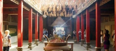 Pagode Ba Thien Hau Saigon - Agence de voyage au Vietnam Ho Chi Minh Ville