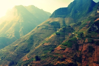 Plateau de Dong Van Ha Giang agence de voyage locale francophone au vietnam