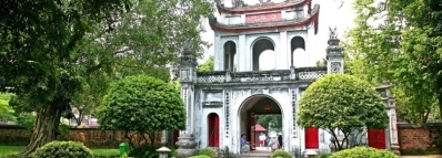 Visite Temple de la Littérature de Hanoï Agence de voyage au vietnam Guide francophone local