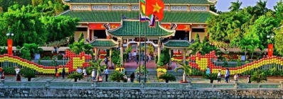 Temple de la Littérature Tran Bien agence de voyage