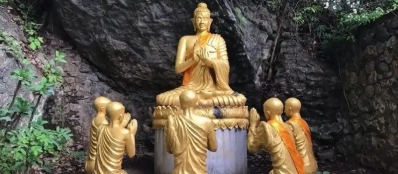 Voyage au Laos: Les croyances et religions au Laos