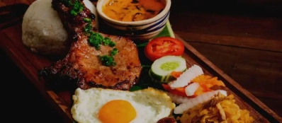 Voyage en famille au Vietnam avec enfant pour déguster des plats locaux