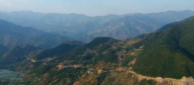 Voyager avec un Guide francophone au Vietnam pour admirer Col Khau Pha