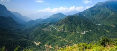 Voyager avec un Guide francophone au Vietnam pour admirer Col O Quy Ho
