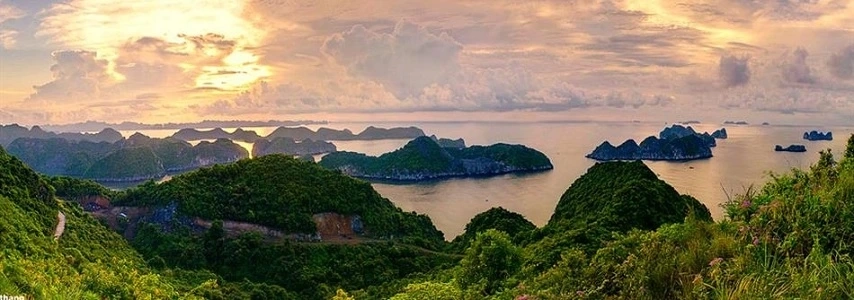 Baie de Lan Ha croisière en Baie d'Halong agence de voyage au vietnam