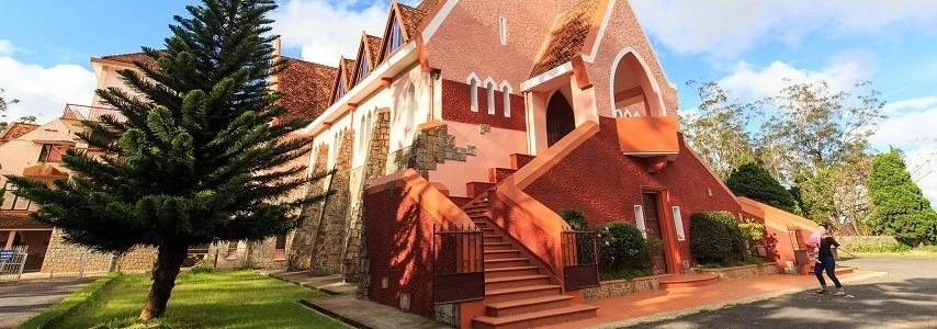 Cathédrales en ville Dalat agence de voyage au vietnam