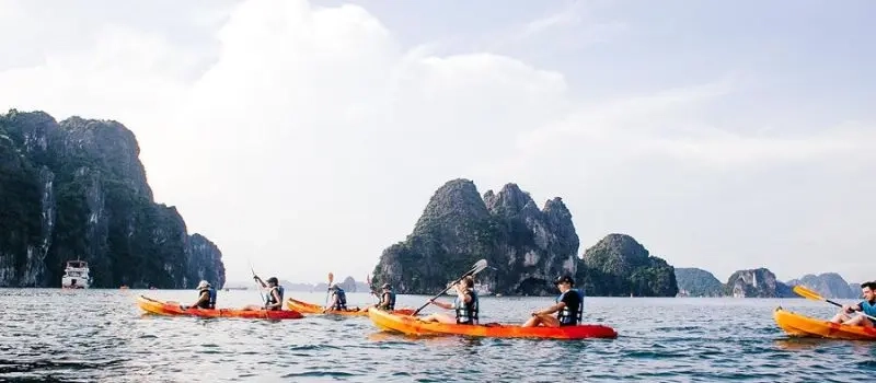 Choisir le meilleur itinéraire de croisiere en baie Halong en petit groupe