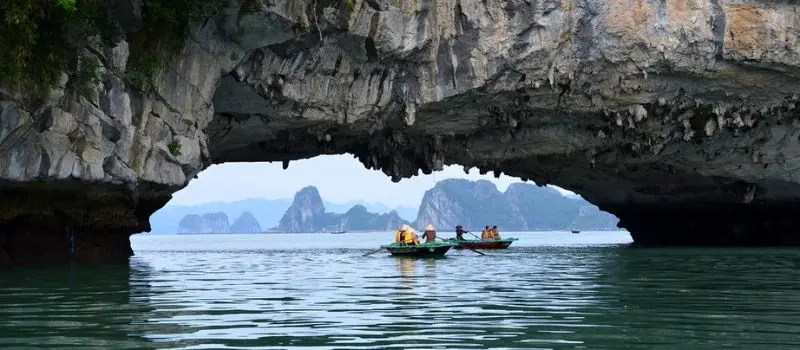 Choisir le meilleur itinéraire de croisiere en baie Halong en solo
