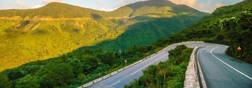 Col des Nuages Hai Van agence de voyage locale au vietnam