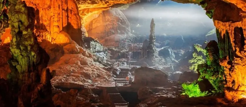 Croisiere en baie Halong pour découvrir la belle grotte de Sung Sot