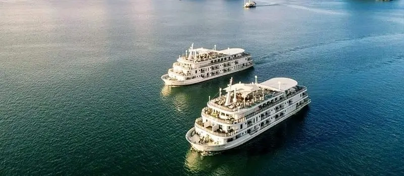 Croisiere en baie Halong pour dîner dans les grottes de la baie d’Halong