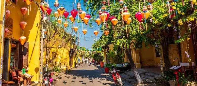 Guide francophone Hoi an Vietnam