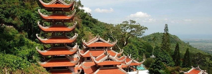 La pagode Linh Son Truong Tho agence de voyage au vietnam