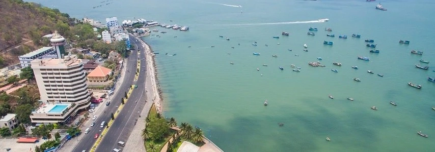 La plage de Devant (Bai Truoc) agence de voyage au vietnam