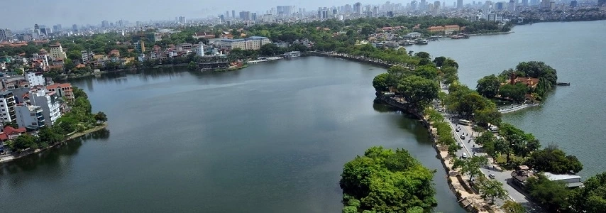 Le lac Ho Tay Hanoi agence de voyage au vietnam