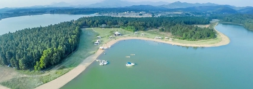 Le lac Dai Lai vinh phuc agence de voyage au vietnam