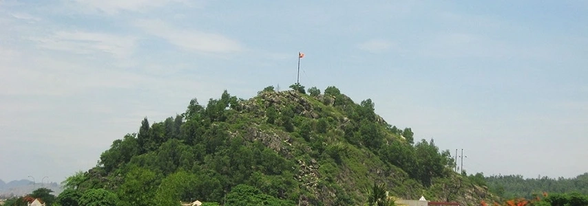 Le rocher Vong Phu thanh hoa agence de voyage au vietnam