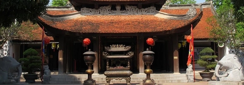 Le temple Do agence de voyage locale au vietnam circuit au vietnam