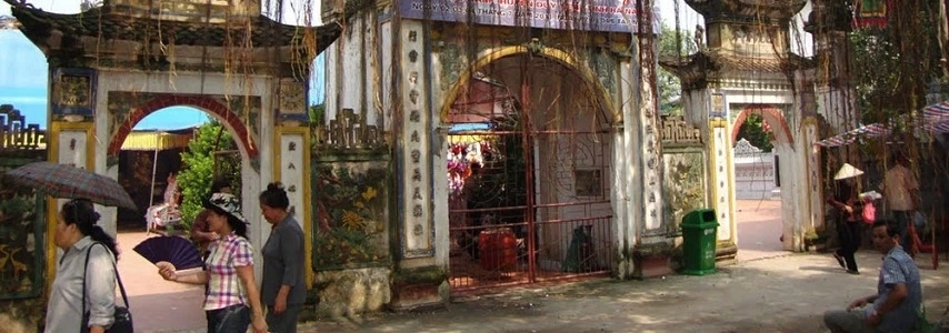 Le temple Truc et Ngu Dong Son agence de voyage locale au vietnam