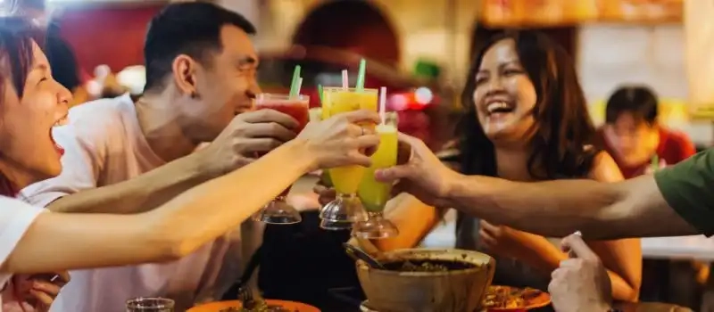 Manger local, Payer moins: La cuisine de rue vietnamienne accessible