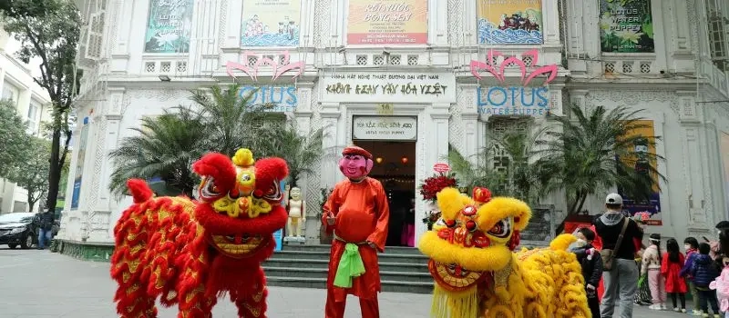Où est situé le théâtre de marionnettes sur l'eau de Bong Sen Hanoi?