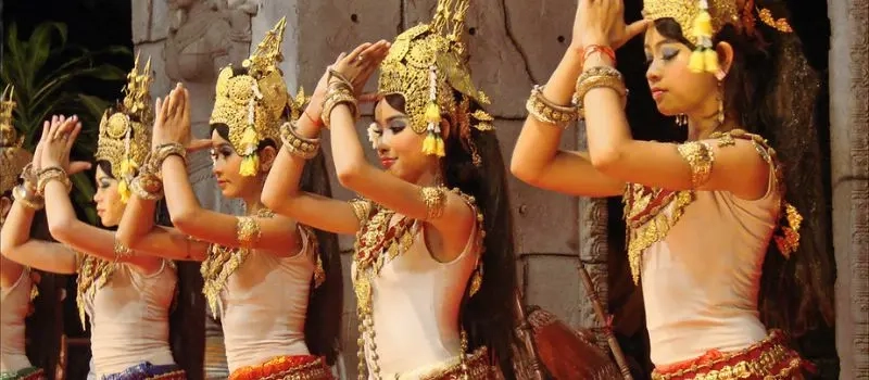 Partez en voyage au Cambodge pour assister à un spectacle de danse Apsara