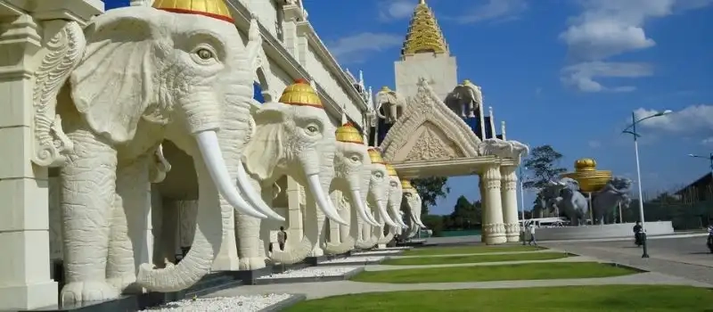 Prix de voyage au Laos avec Agence de voyage francophone locale