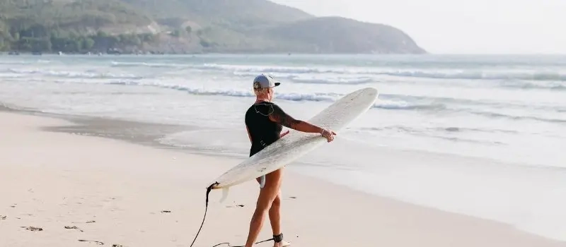 Surf au Vietnam - Meilleure expérience à essayer lors voyage au Vietnam