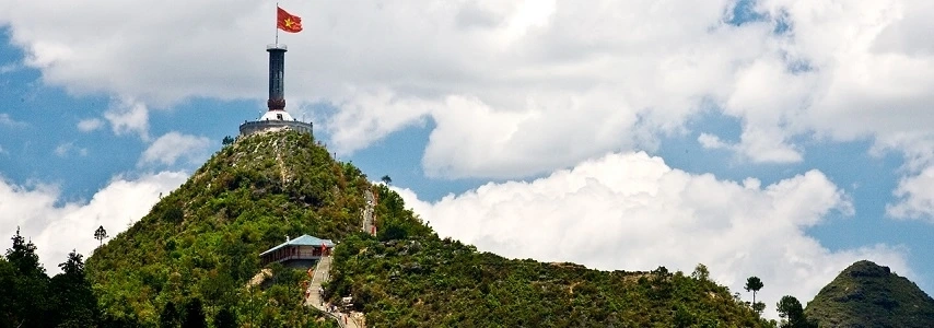Tour du drapeau de Lung Cu agence de voyage au vietnam