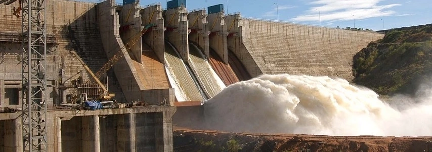 Usine hydroélectrique de Yaly agence de voyage au vietnam