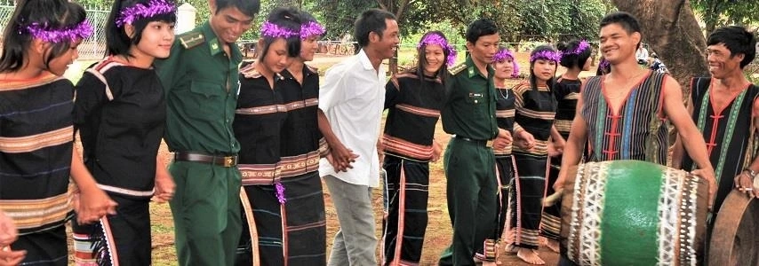 Village de Kon Mal agence de voyage au vietnam