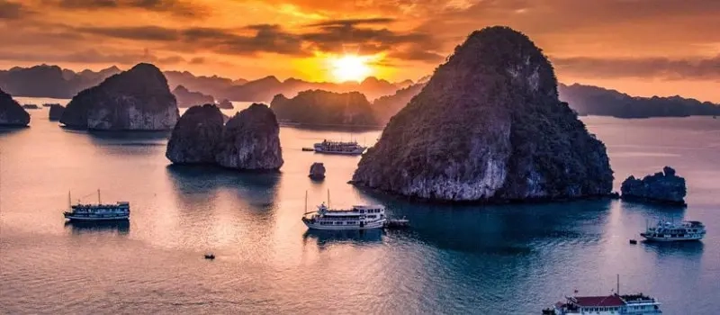 Visite Baie Halong au printemps | Agence de voyage francophone au Vietnam