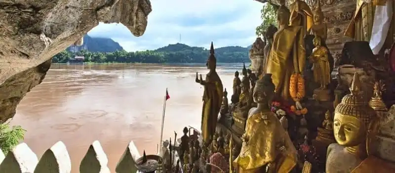 Visite des grottes Pak Ou à Luang Phrabang Laos