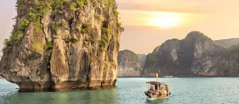 Visite des sites du patrimoine mondial au Vietnam