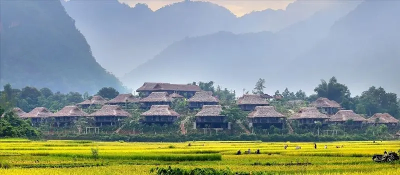 Visiter le village de Lac Mai Chau avec un Guide francophone au Vietnam
